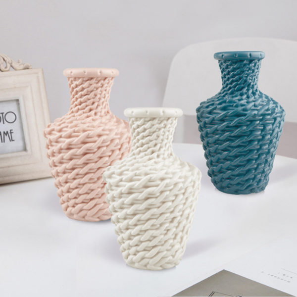 Petit vase en rotin style moderne petit vase en rotin style moderne