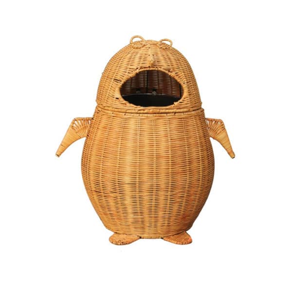 Poubelle en rotin et bambou forme de pingouin poubelle en rotin et bambou forme de pingouin 6