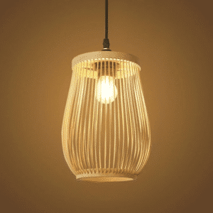 Suspension Effet Osier Style Chinois Fait à la Main avec l'ampoule allumée sur fond marron
