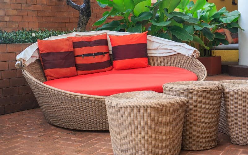 Comment le rotin est fabriqué : Un regard sur le processus Comment le rotin est fabriqué : Un regard sur le processus L'univers de la décoration d'intérieur fabrique rotin processus 3