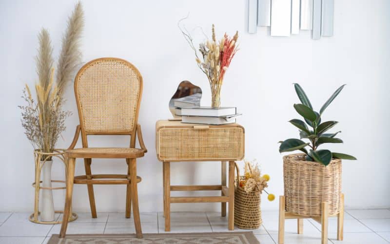 Créez un espace unique avec un tapis rotin carré : idées de décoration et inspirations Créez un espace unique avec un tapis rotin carré : idées de décoration et inspirations L'univers de la décoration d'intérieur creez espace unique tapis rotin carre idees decoration inspirations 6