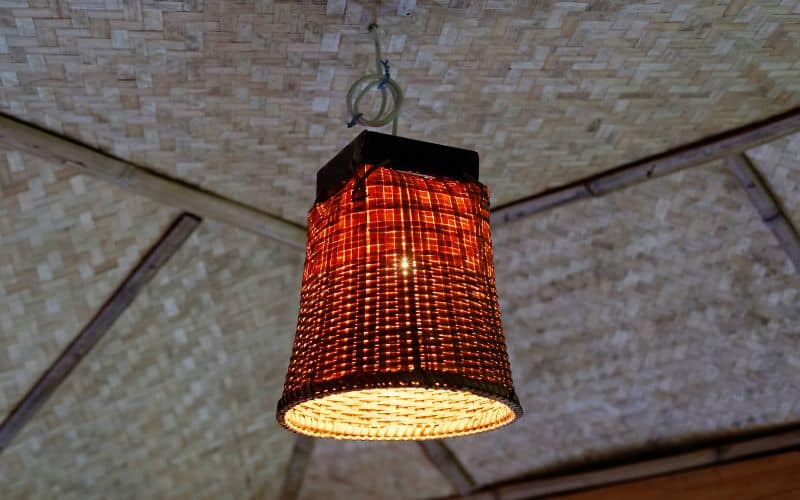 Comment installer une suspension en luminaire ? Comment installer une suspension en luminaire ? L'univers de la décoration d'intérieur Comment installer suspension luminaire 6