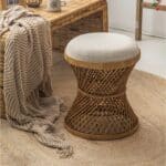 Tabouret Osier de Style Japonais dans une pièce