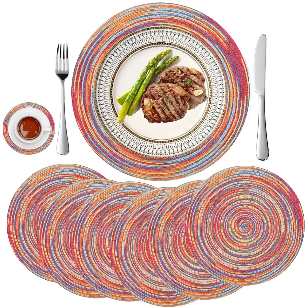 Lot de 6 Sets de Table Rotin Multicolores Lot de 6 Sets de Table Rotin Multicolores sur fond blanc